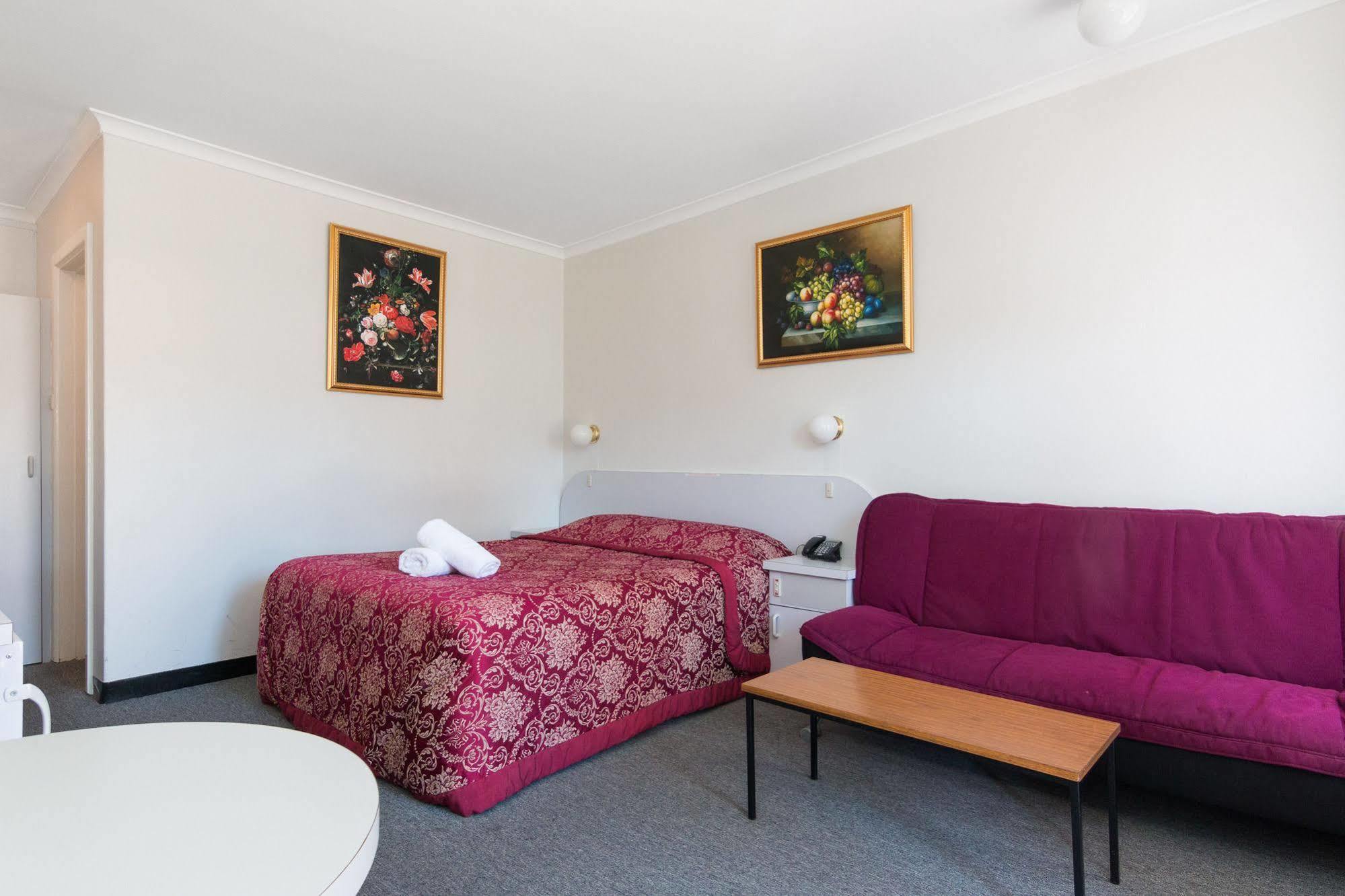 Queanbeyan Motel Экстерьер фото